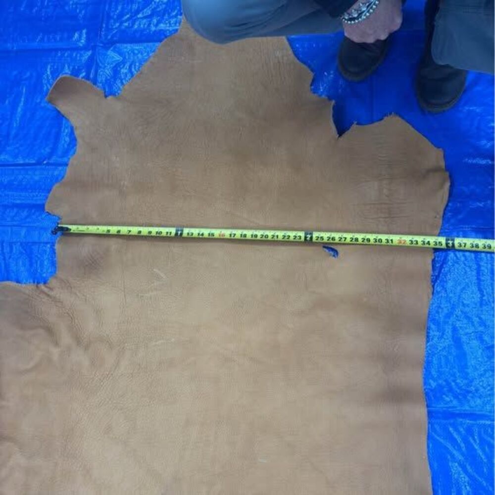 Cow leather hide - Picture 3 of 6
